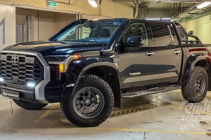 Toyota Tundra